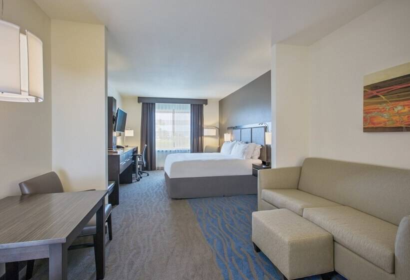 Suite Adapted for people with reduced mobility, Holiday Inn Express & Suites Kailuakona