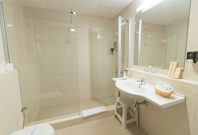 اتاق خانوادگی, New City Hotel & Restaurant Niš