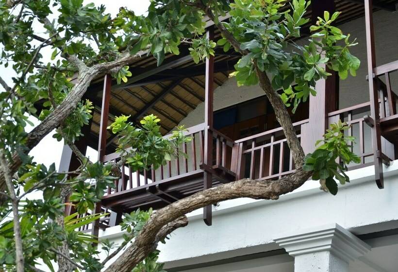 اتاق لوکس, The Balcony Chiang Mai Village