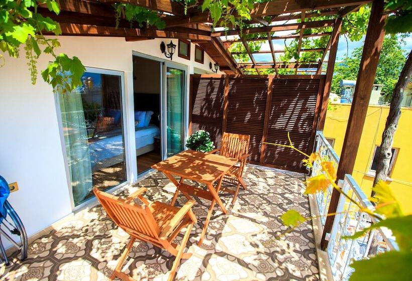 سوئیت رویال, Lemon Villa Hotel   Adult Only