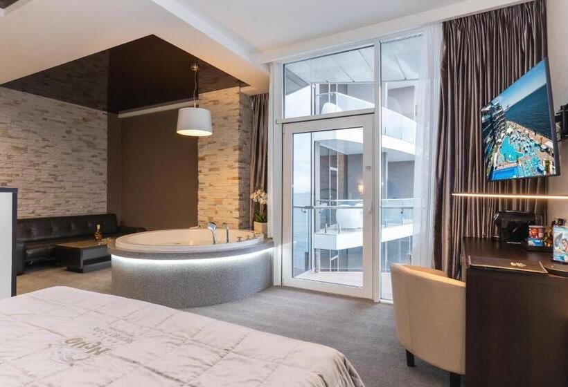 سوییت با چشم‌انداز دریا, Nemo Hotel Resort & Spa