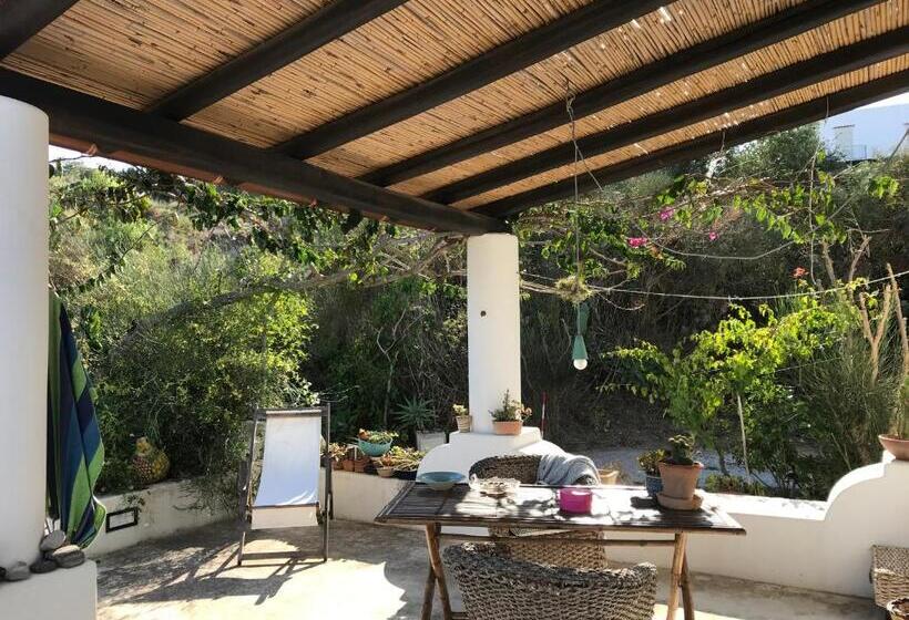 اتاق استاندارد, B&b Al Salvatore Di Lipari