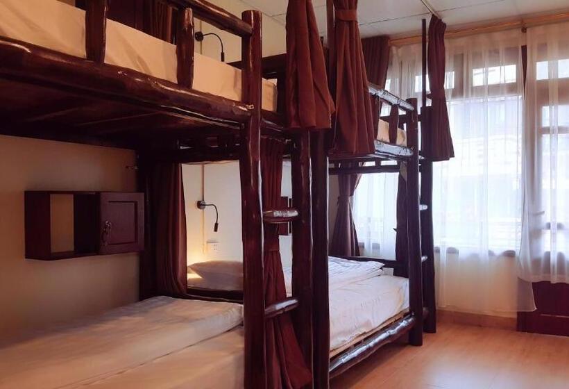تختخواب در اتاق مشترک, Fancy Sapa Hostel 2
