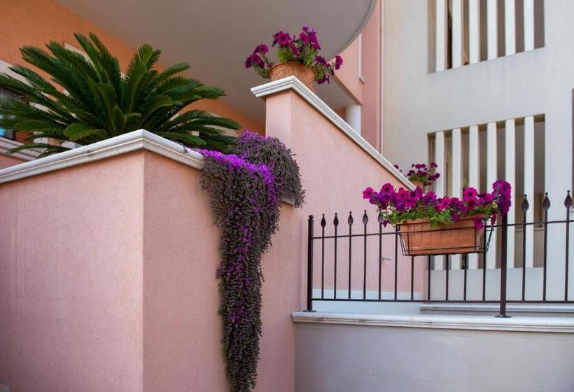 آپارتمان لوکس 1 خوابه, La Casetta Di Chiara B&b