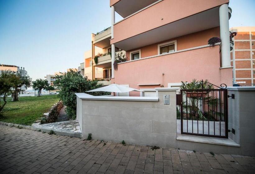 آپارتمان لوکس 1 خوابه, La Casetta Di Chiara B&b