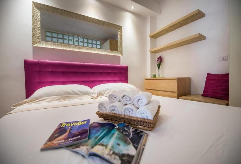 آپارتمان لوکس 1 خوابه, La Casetta Di Chiara B&b