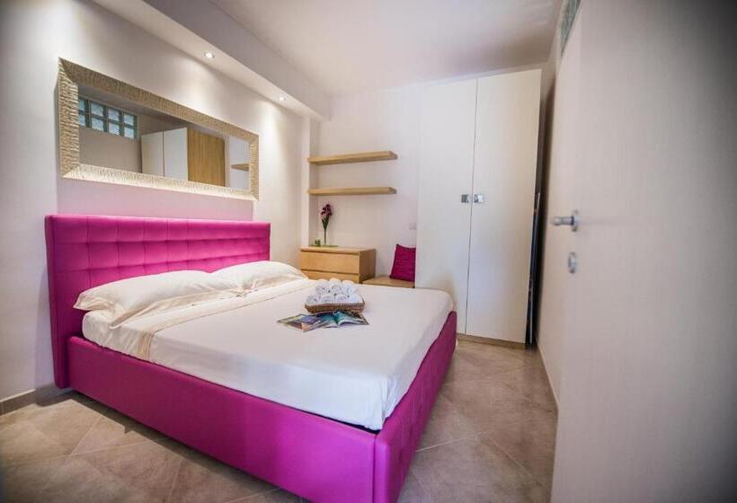 آپارتمان لوکس 1 خوابه, La Casetta Di Chiara B&b