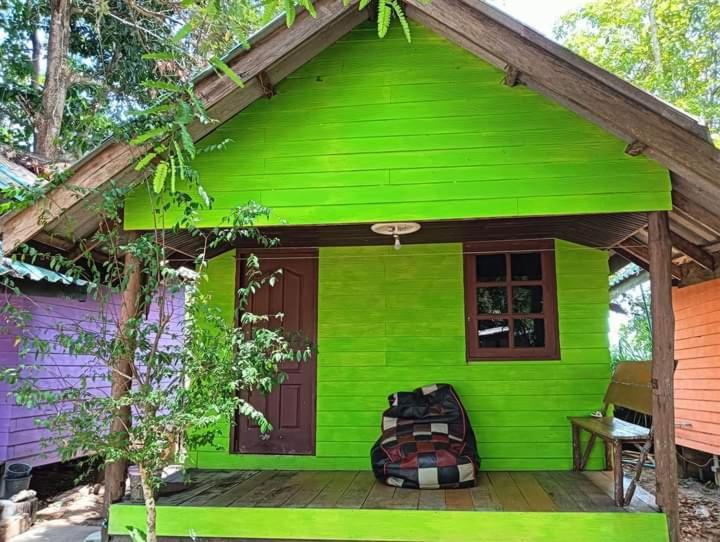 بانگلوی استاندارد, Ko Yao Noi Sabai Bungalows