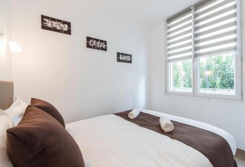 آپارتمان 2 خوابه, Sleep In Antibes City Port