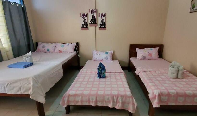 Economy Quadruple Room, Port Barton Diy   Hosting For Jbr Inn