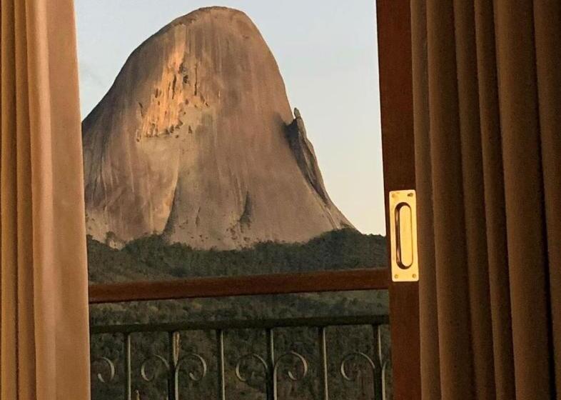 سوییت با چشم‌انداز کوه, Cond Vista Azul