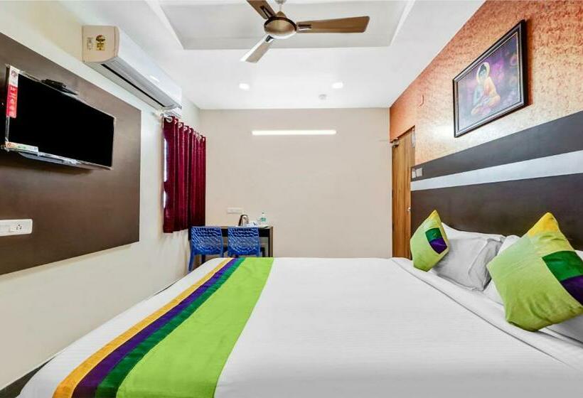 اتاق استاندارد, Treebo Sripadha Residency Alipiri Road