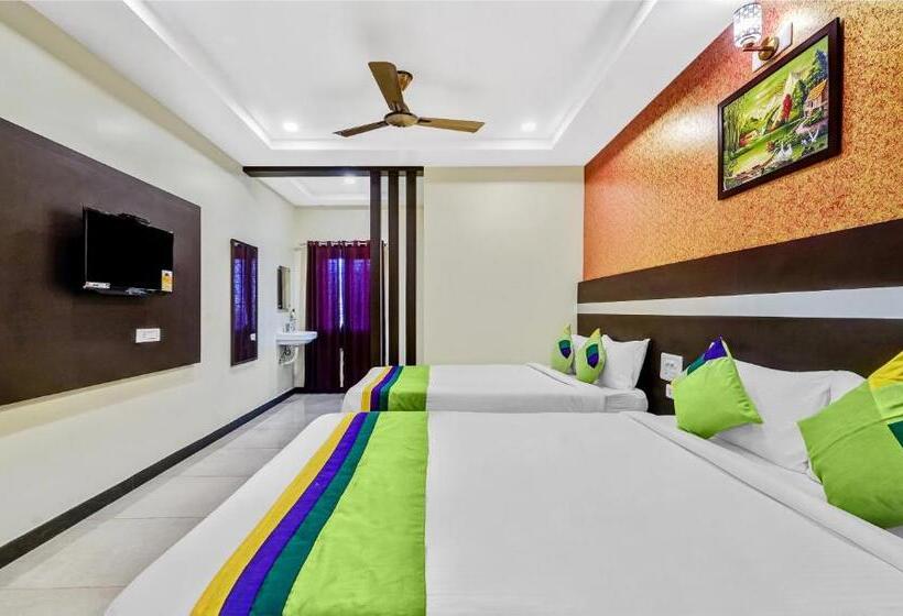 اتاق لوکس, Treebo Trend Sripadha Residency