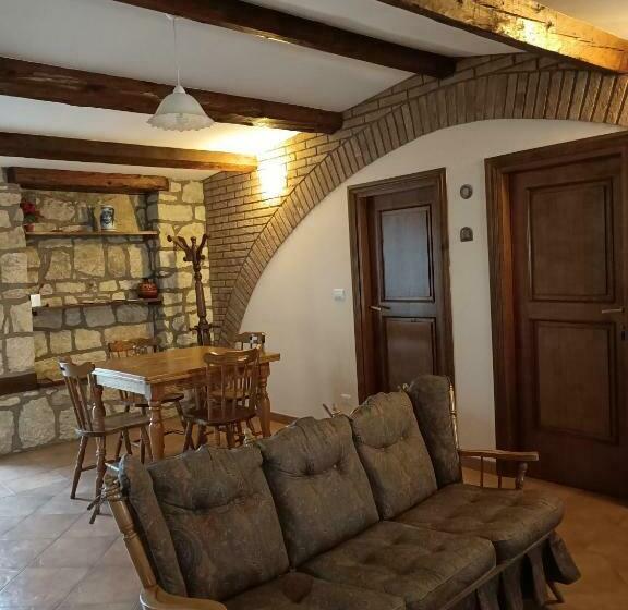 خانه 1 خوابه, Deattellis House Intero Appartamento