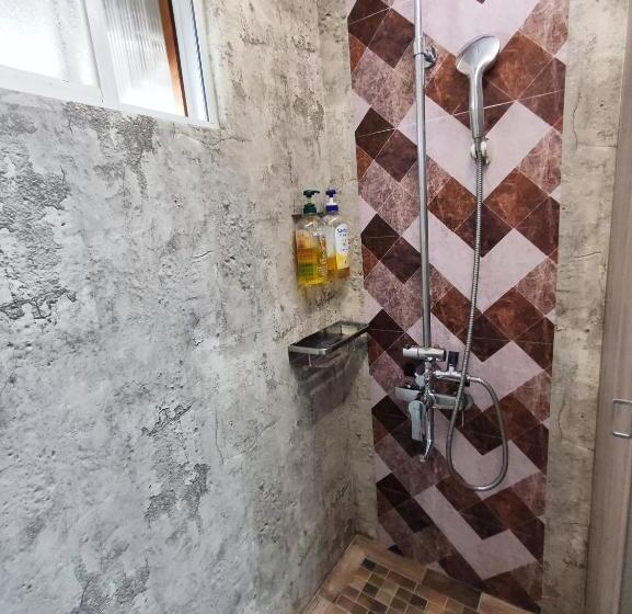 چادر با خدمات رفاهی استاندارد, 棚棚屋室內帳篷民宿inn