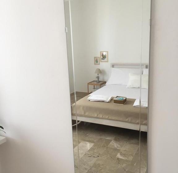 اتاق استاندارد, B&b La Finestra Sul Porto
