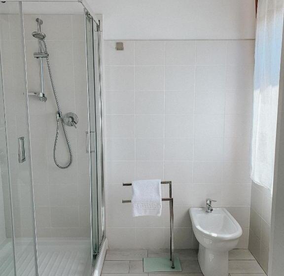 اتاق استاندارد, B&b La Finestra Sul Porto