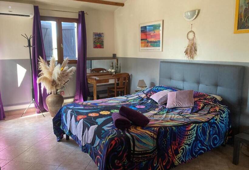 اتاق استاندارد با چشم‌انداز استخر, B&b Macchia Verdata Avec Piscine