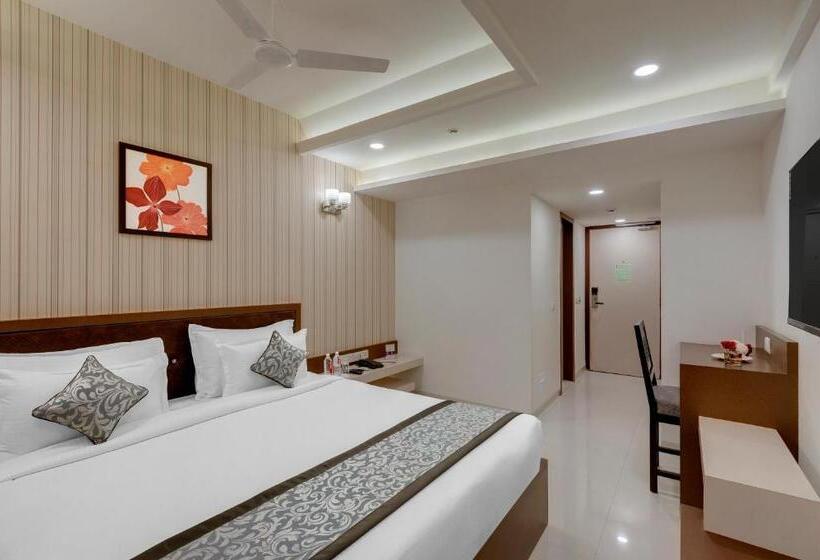 اتاق لوکس, Click Collection Jaipur, Sindhi Camp