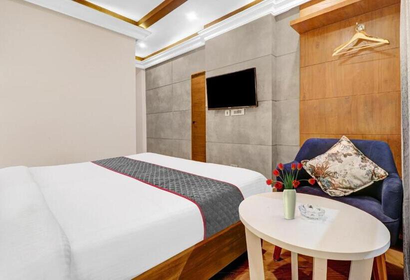اتاق استاندارد با تخت بزرگ, Grand Villas Near Delhi Igi Airport