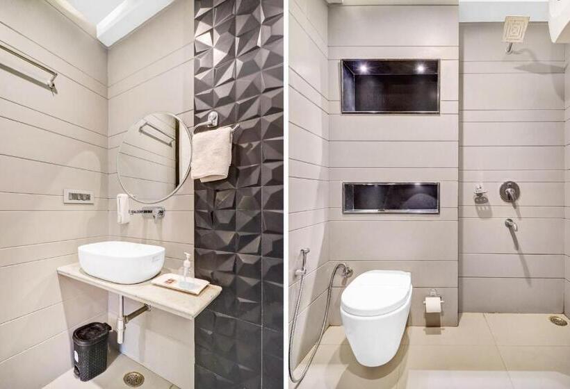 اتاق استاندارد با تخت بزرگ, Grand Villas Near Delhi Igi Airport