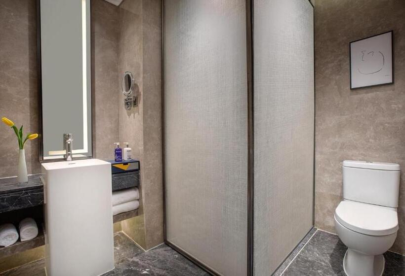 Standard Room Superior Floor, Voco Xi An Etdz By Ihg