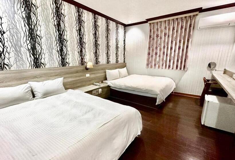 اتاق استاندارد چهار تخته, Wl Hotel Hsinchu