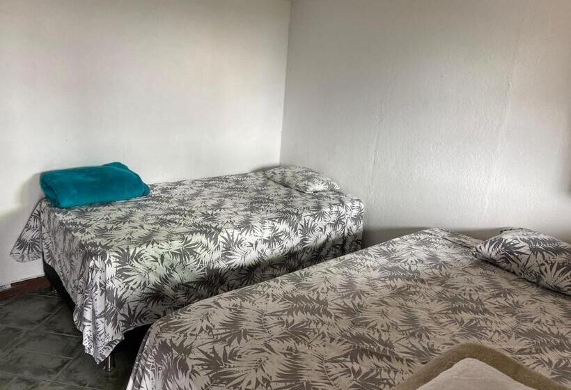 اتاق استاندارد, Hostal Hollywood Inn Ii