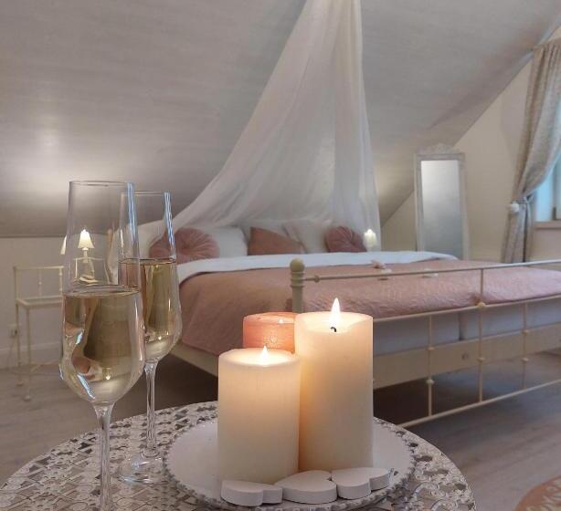 اتاق لوکس, Boutique Hotel Soukeníkův Dům