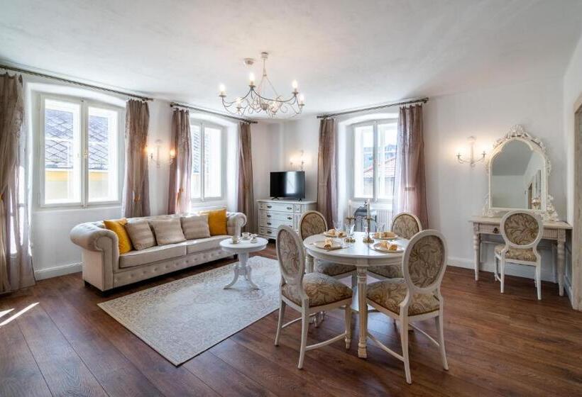سوییت سوپریور, Boutique Hotel Soukeníkův Dům