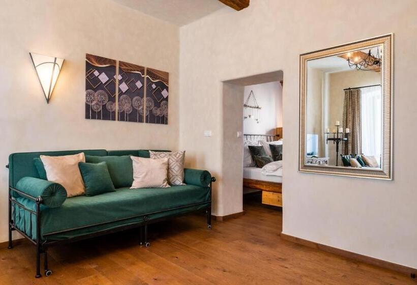 سوییت, Boutique Hotel Soukeníkův Dům
