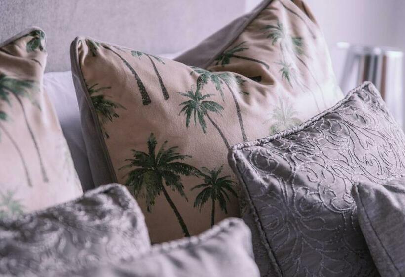 اتاق استاندارد با سرویس بهداشتی مشترک, Haven House Rooms, Barry