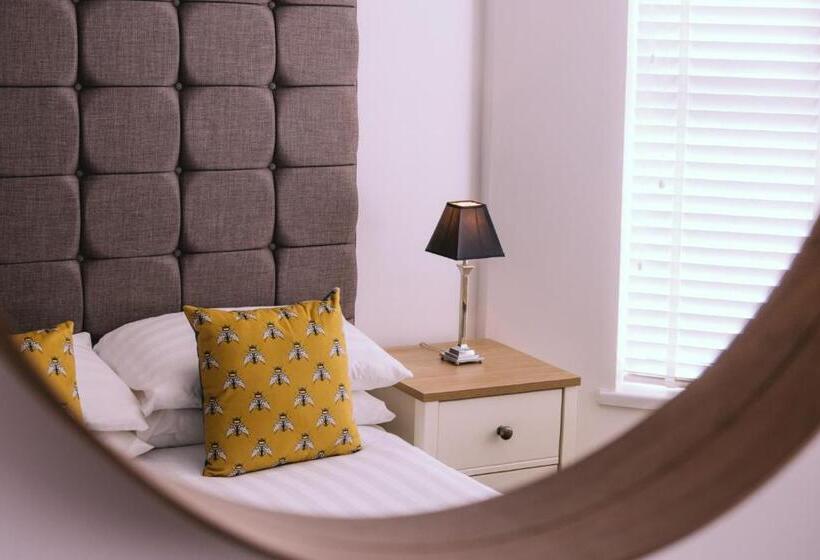 اتاق استاندارد با سرویس بهداشتی مشترک, Haven House Rooms, Barry