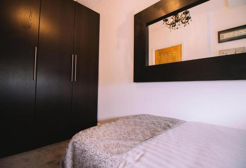 اتاق استاندارد یک تخته با سرویس بهداشتی مشترک, Haven House Rooms, Barry