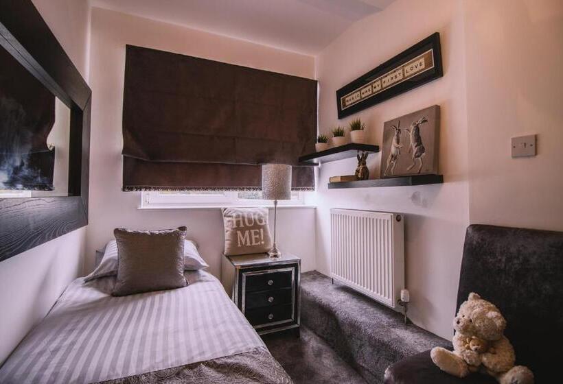 اتاق استاندارد یک تخته با سرویس بهداشتی مشترک, Haven House Rooms, Barry
