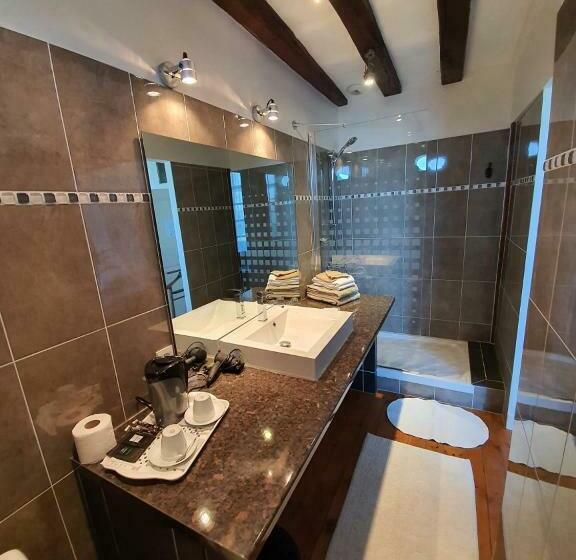 Номер Deluxe, Le Presbytère De La Cite Royale De Loches