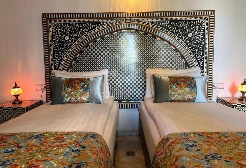 اتاق لوکس با بالکن, Riad Fez Mahal
