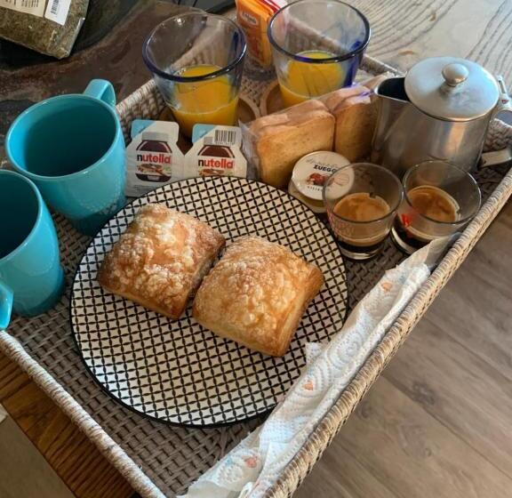 اتاق خانوادگی, Numero20 B&b