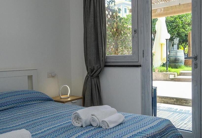 اتاق خانوادگی, Numero20 B&b
