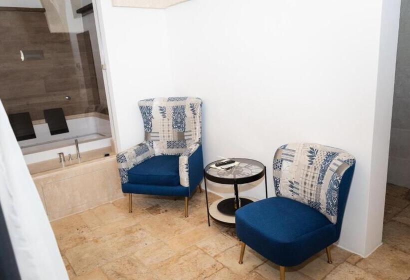 اتاق استاندارد با وان آب گرم, Villa Luis