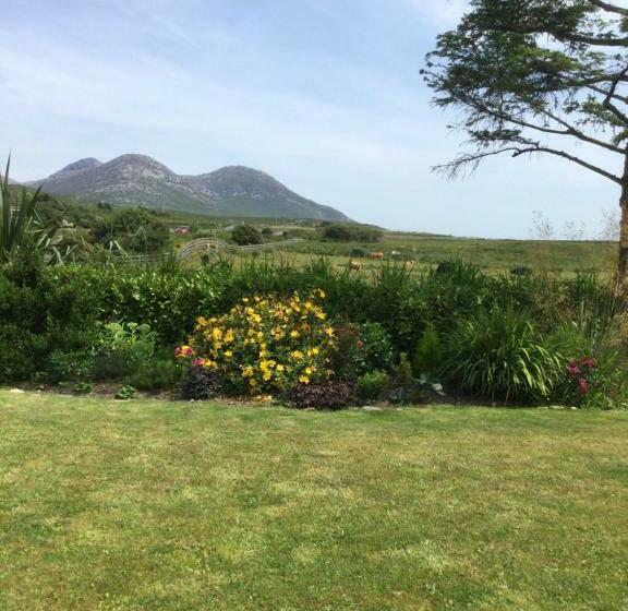 اتاق لوکس, Tullybeggs B&b