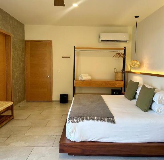 اتاق لوکس با بالکن, Casa Bicachi   Adults Only