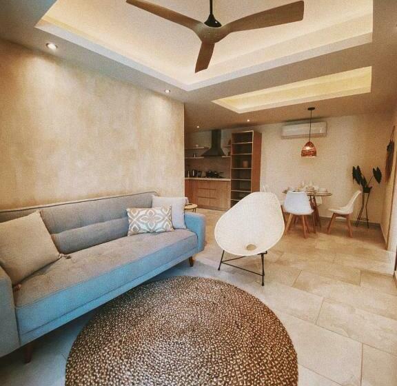 آپارتمان 1 خوابه با چشم‌انداز استخر, Casa Bicachi   Adults Only