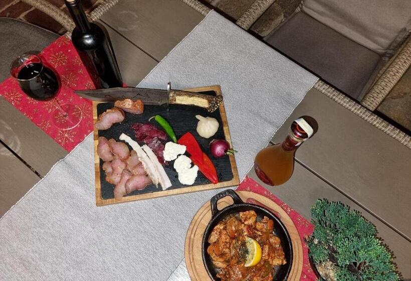 استودیو خانوادگی, къща томови,стаи за гости