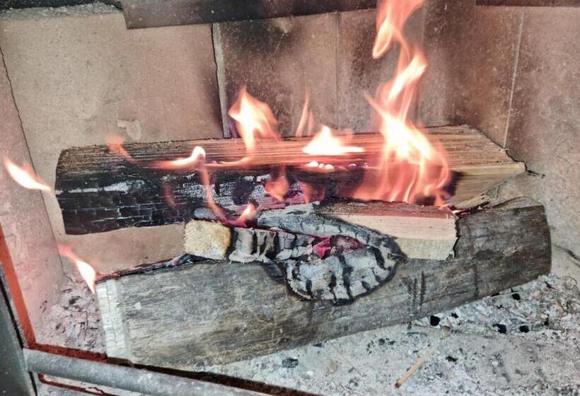 استودیو خانوادگی, къща томови,стаи за гости