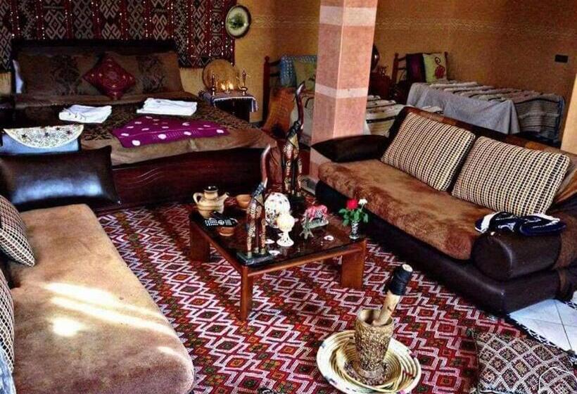 اتاق خانوادگی, Riad Lala Fatima