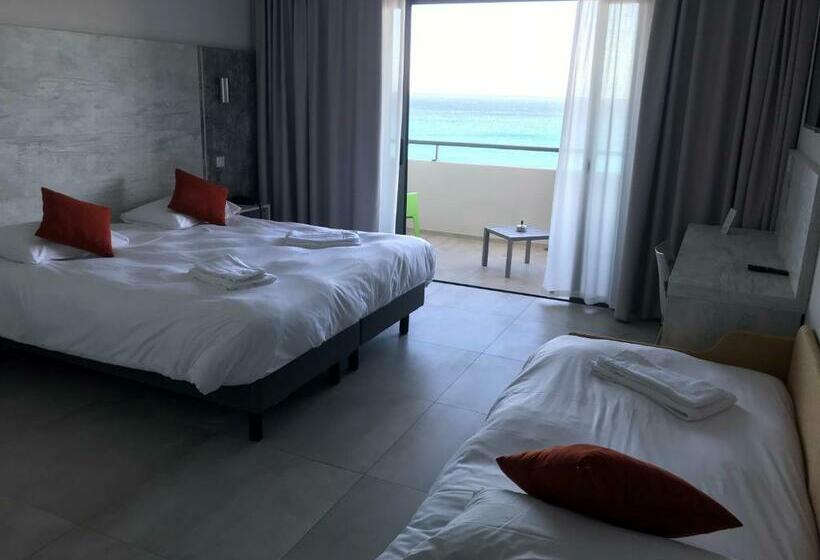 Triple Room Sea View, Hôtel L Isula Marina