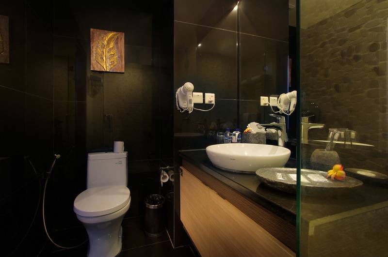 اتاق لوکس با بالکن, B Hotel Bali & Spa