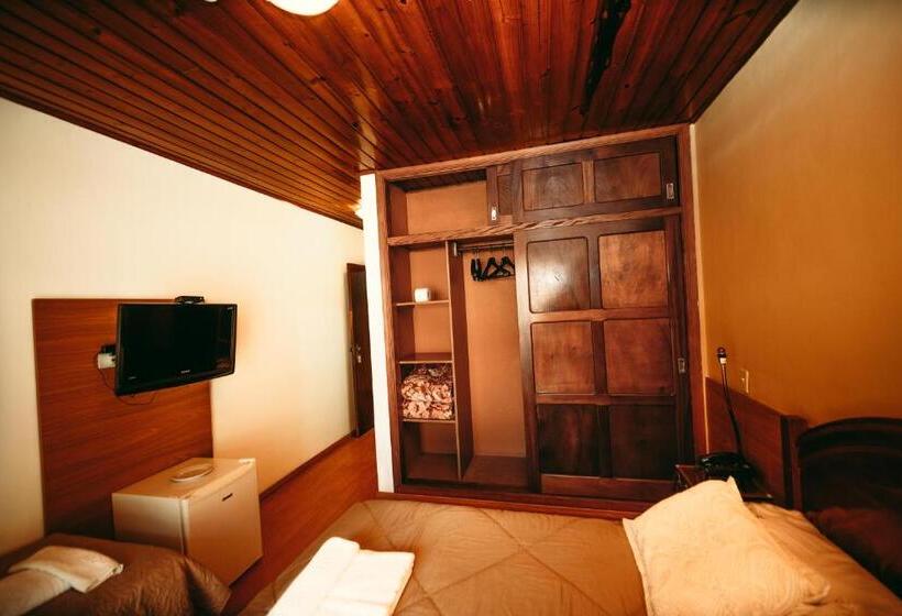 اتاق استاندارد سه تخته با بالکن, Velinn Hotel Geneve