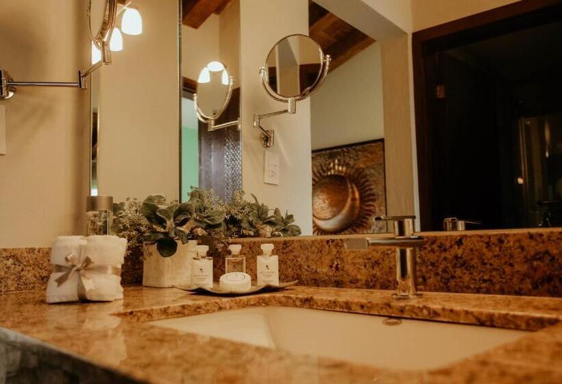 اتاق استاندارد, Plaza Gallery Hotel Boutique